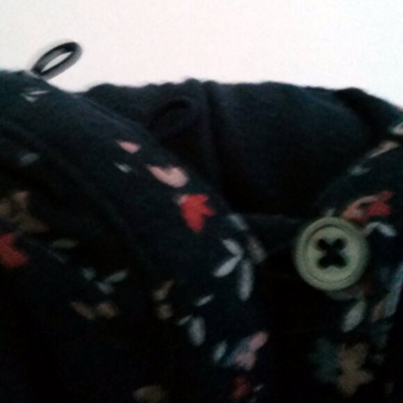 Women's Navy Floral Long Sleeve Henley, Denver Hayes, Medium - Picture 8 of 12